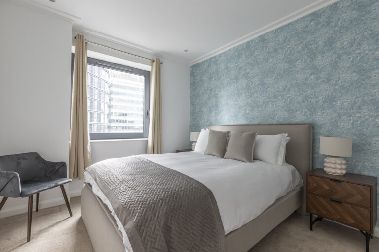 South Quay Square 109 Reexport-15